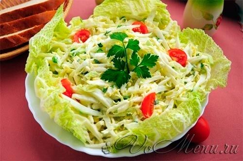 Салат из пекинской капусты с яйцом Салат из пекинской капусты с яйцом