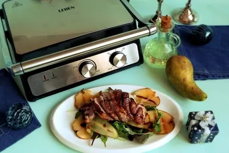 Фото: Салат из утиной грудки с грушами на гриле: шаг 3 Салат из утиной грудки с грушами на гриле: шаг 3